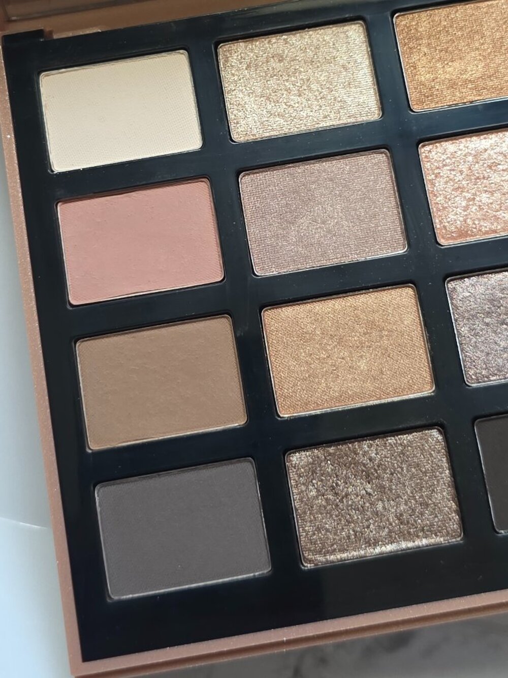Bobbi Brown NUDE DRAMA Eye Shadow Palette - Picture 4 of 7